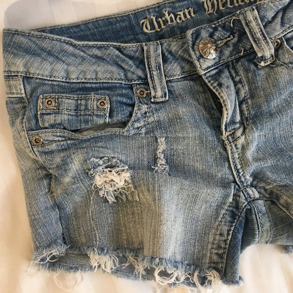Urban Heritage Denim Shorts Women’s Size 1 Cotton Blend Distressed Ripped 25-172 - Picture 3 of 10